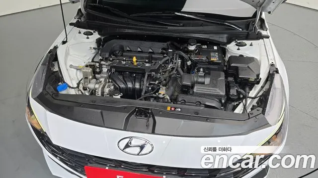 Hyundai Elantra, фото 9