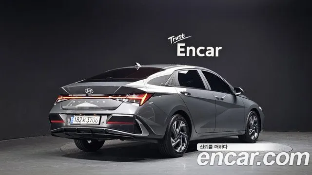 Hyundai Elantra, фото 5