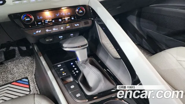 Hyundai Elantra, фото 2