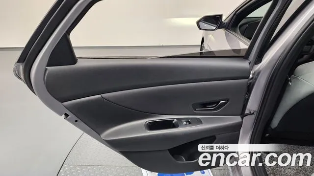 Hyundai Elantra, фото 3