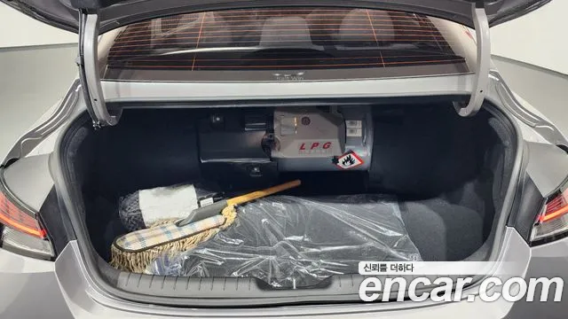 Hyundai Elantra, фото 4
