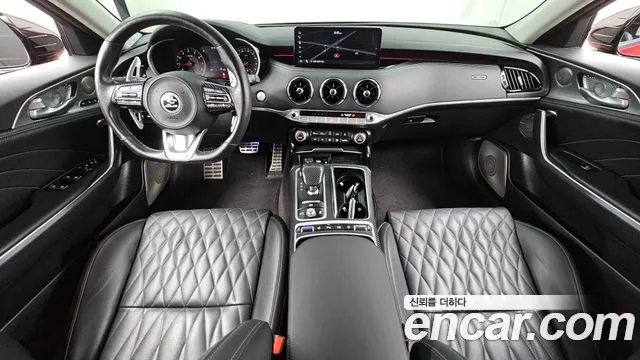 Kia Stinger, фото 2
