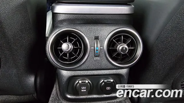Kia Stinger, фото 24