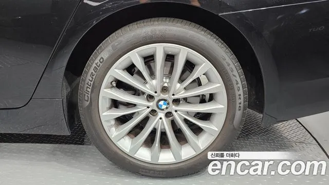 BMW 5 Series (G30), фото 20