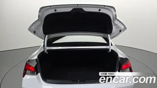 Hyundai Elantra, фото 4