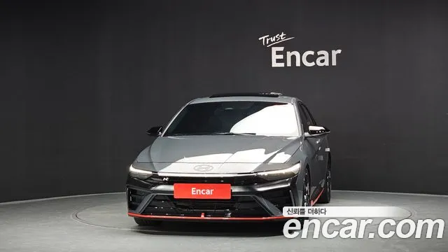 Hyundai Elantra, фото 1