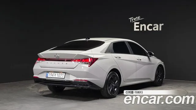 Hyundai Elantra Hybrid, фото 21