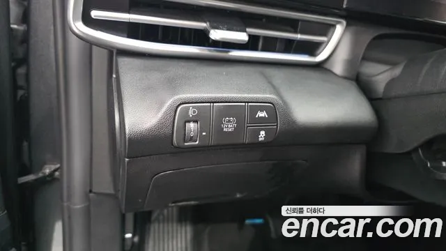 Hyundai Elantra Hybrid, фото 19