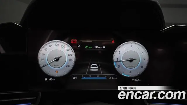 Hyundai Elantra, фото 4