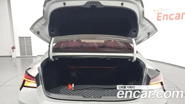Hyundai Elantra, фото 3