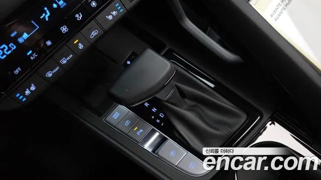 Hyundai Elantra Hybrid, фото 33
