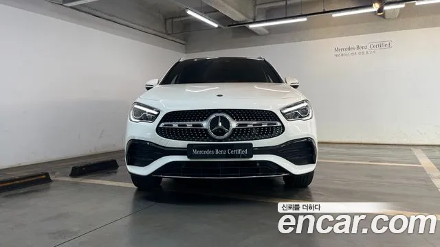 Mercedes-Benz GLA-Class H247
