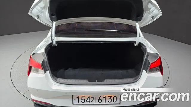 Hyundai Elantra, фото 9