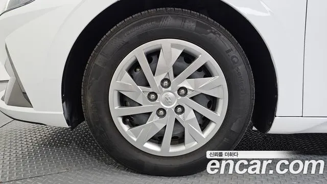Hyundai Elantra, фото 3