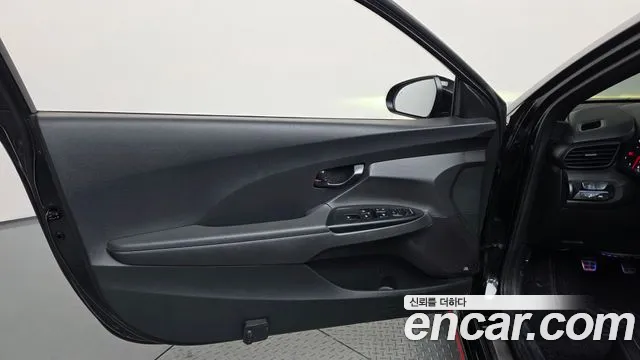 Hyundai Veloster, фото 6