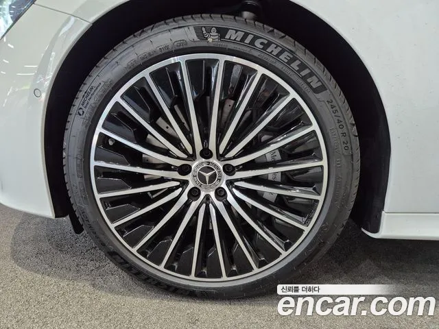 Mercedes-Benz E-Class W214, фото 4