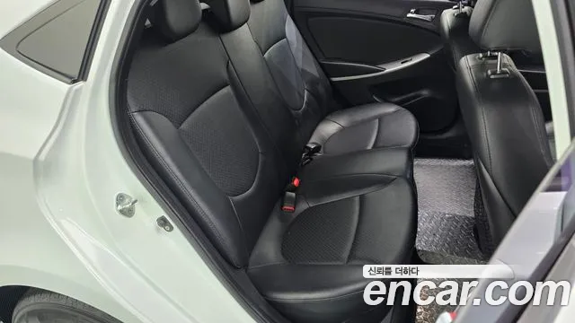 Hyundai Accent (New), фото 10