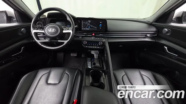 Hyundai Elantra Hybrid, фото 14