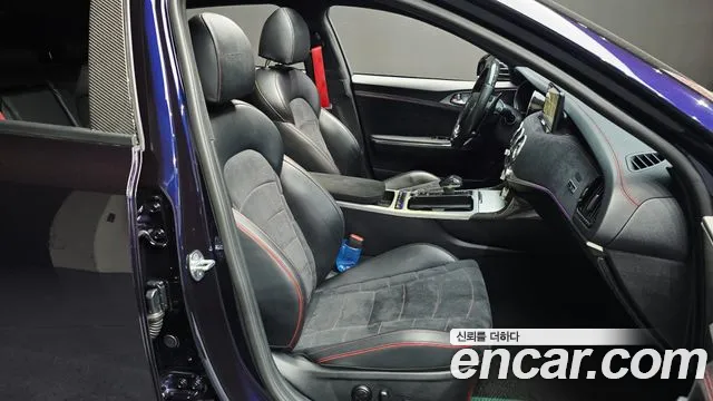 Kia Stinger, фото 41