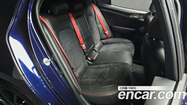Kia Stinger, фото 5