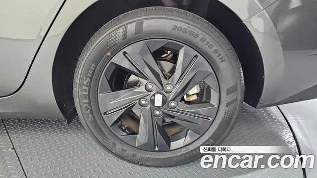 Hyundai Elantra, фото 25