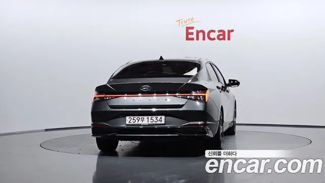 Hyundai Elantra Hybrid, фото 19
