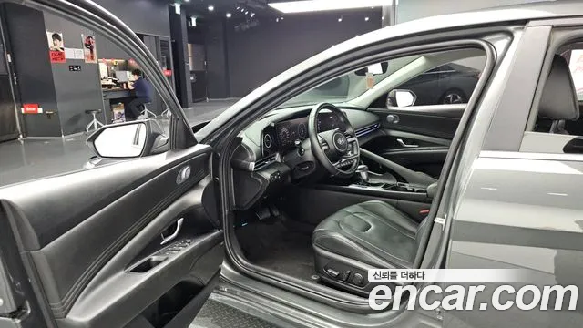 Hyundai Elantra Hybrid, фото 20