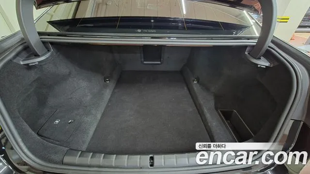 BMW 7 Series (G70), фото 20