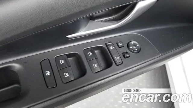 Hyundai Elantra, фото 31