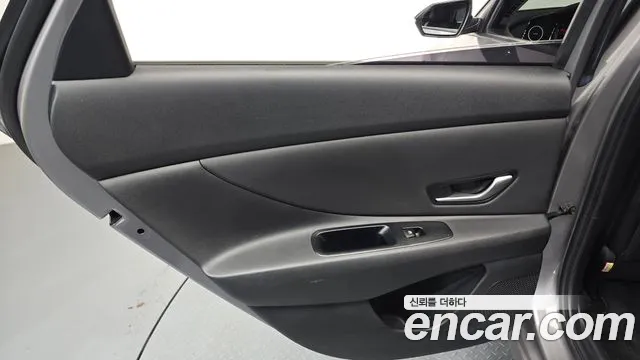 Hyundai Elantra, фото 25