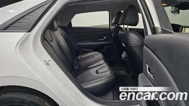 Hyundai Elantra, фото 31