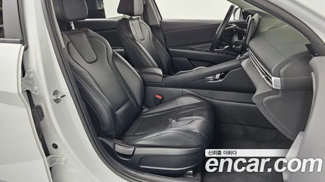 Hyundai Elantra, фото 13