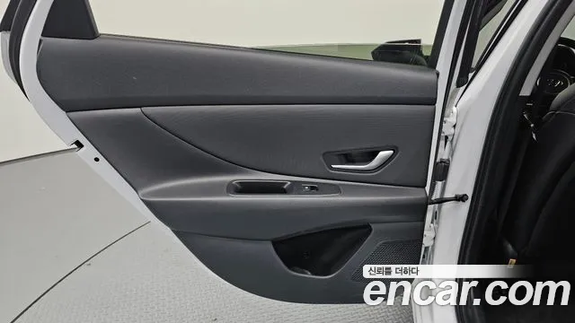 Hyundai Elantra, фото 19