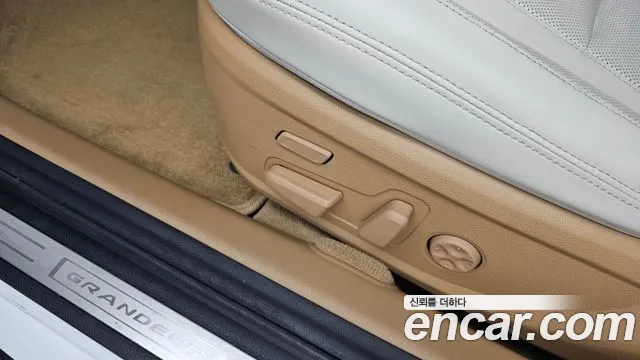 Hyundai The New Grandeur IG, фото 31