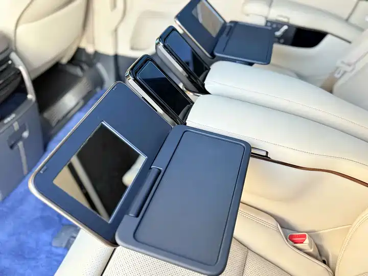 Toyota Alphard, фото 22