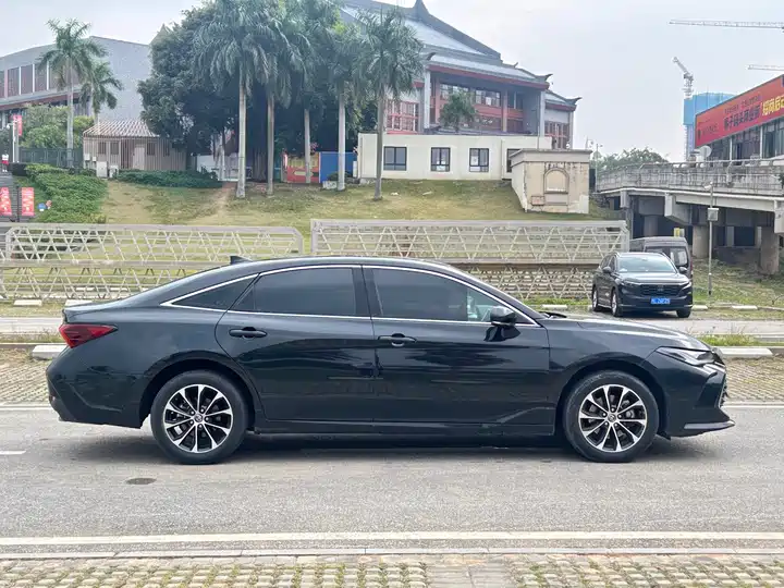 Toyota Avalon, фото 6