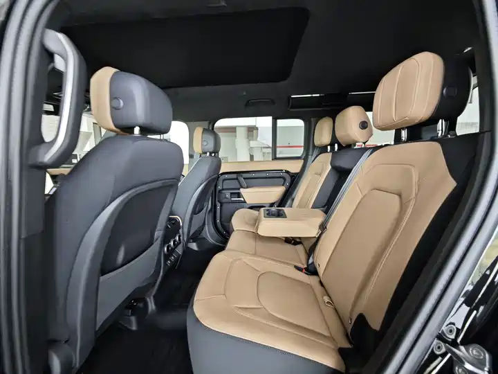 Land Rover Defender, фото 13