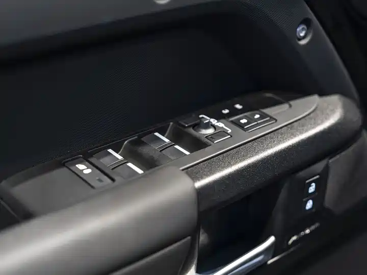 Land Rover Defender, фото 18