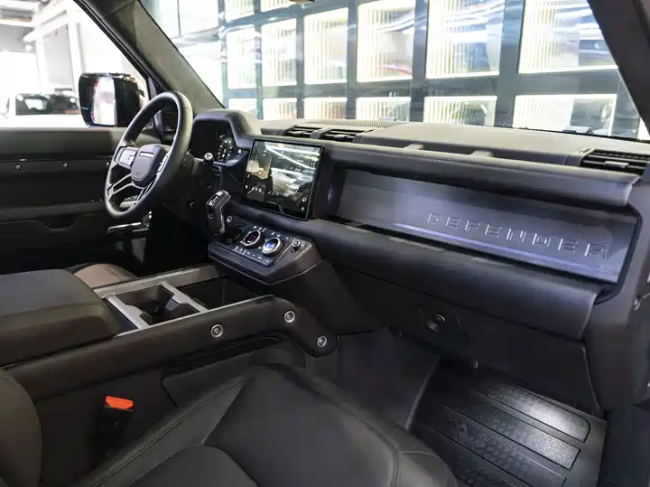 Land Rover Defender, фото 17