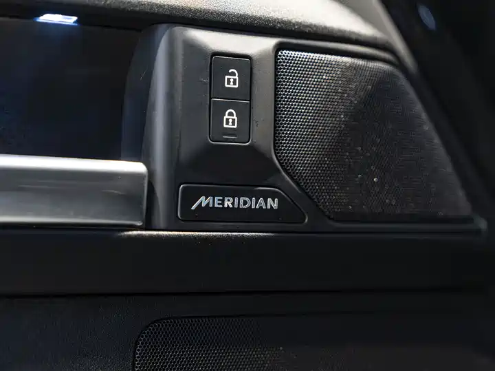 Land Rover Defender, фото 19