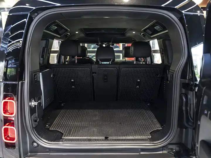 Land Rover Defender, фото 12