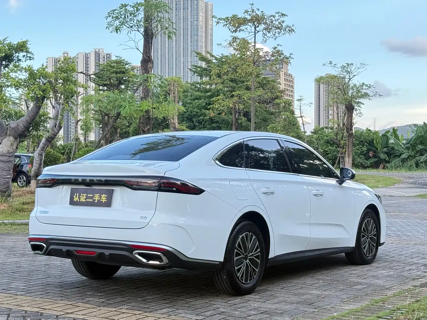 Geely Emgrand, фото 15