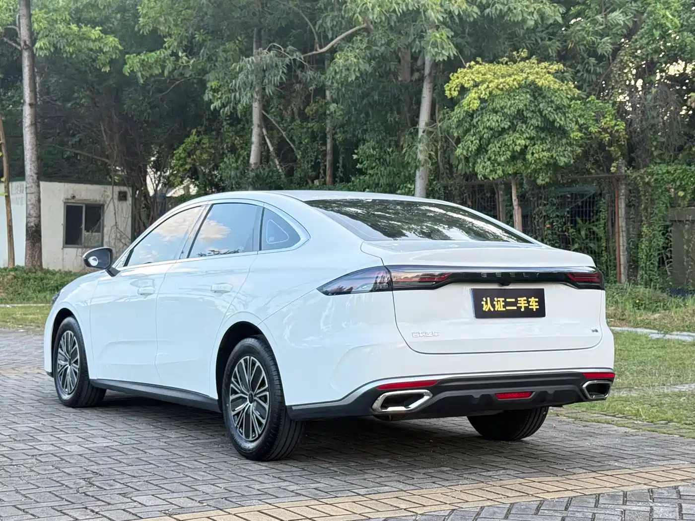 Geely Emgrand, фото 17