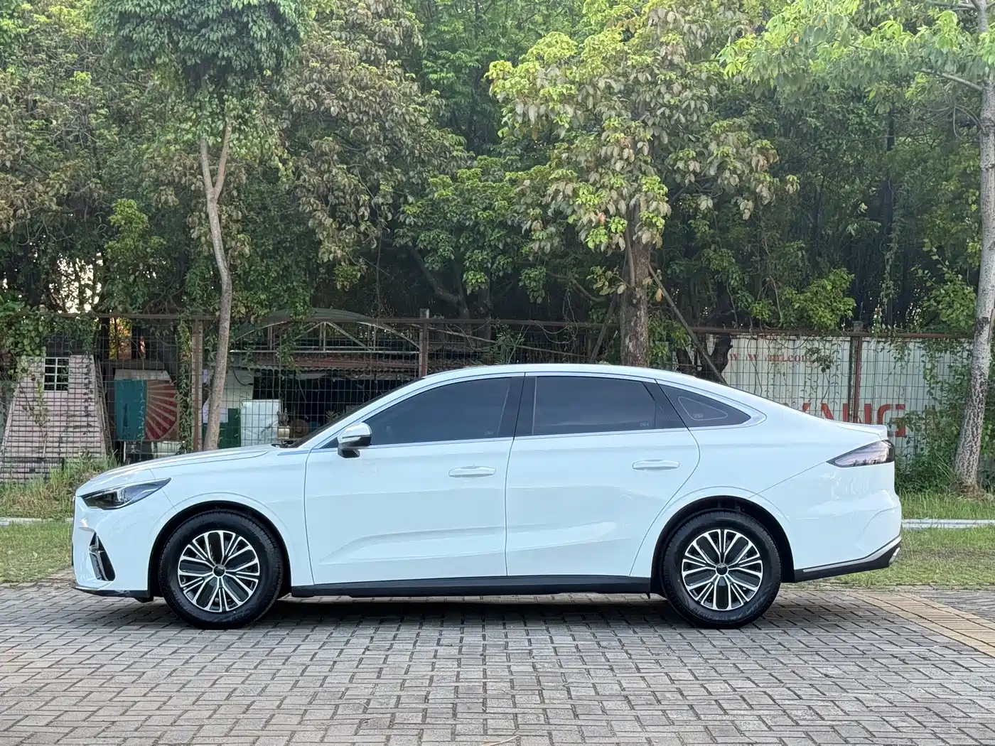 Geely Emgrand, фото 18