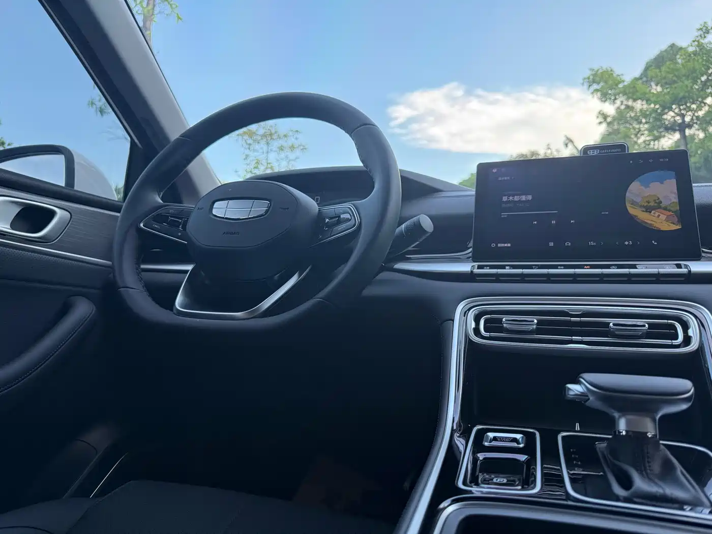 Geely Emgrand, фото 7