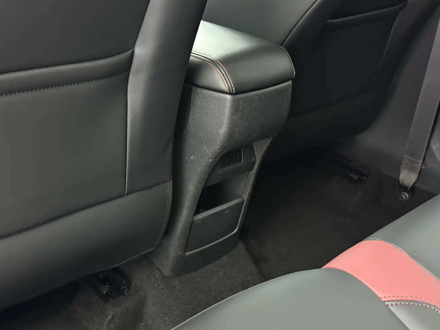 Geely Binyue, фото 11