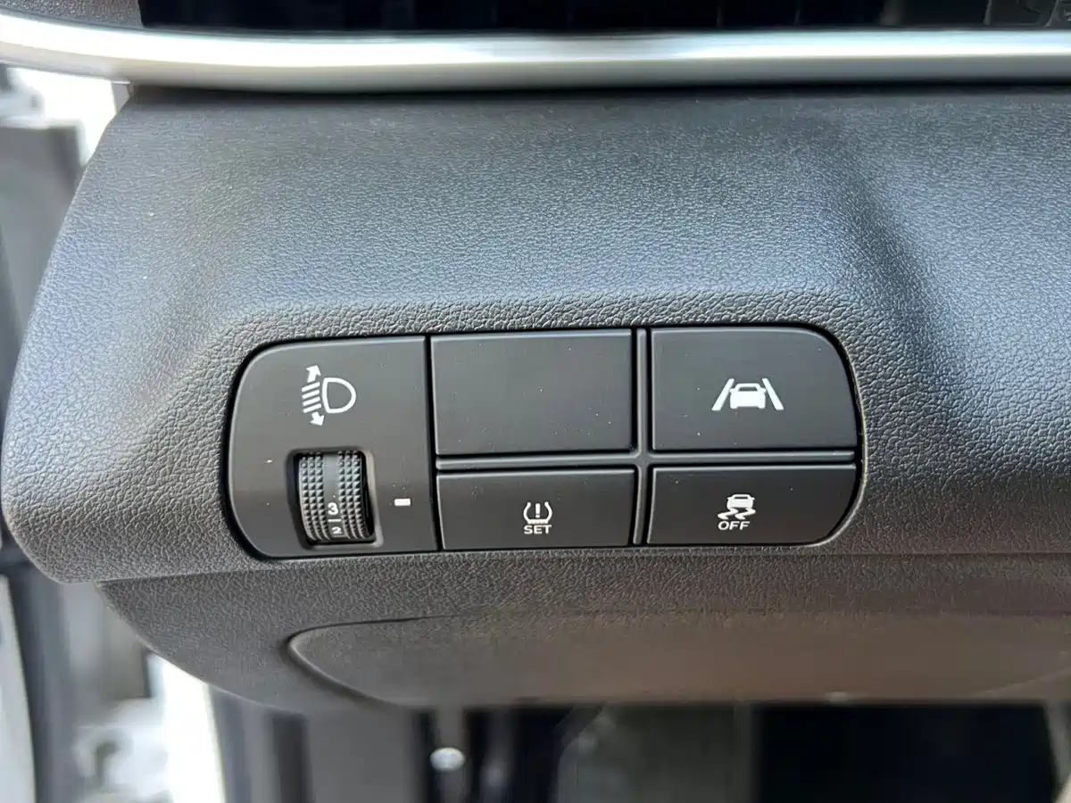 Hyundai Elantra, фото 19