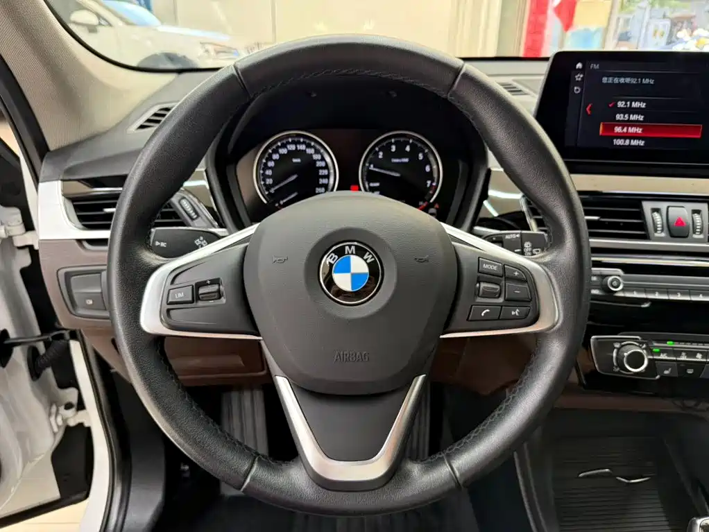 BMW X1, фото 11