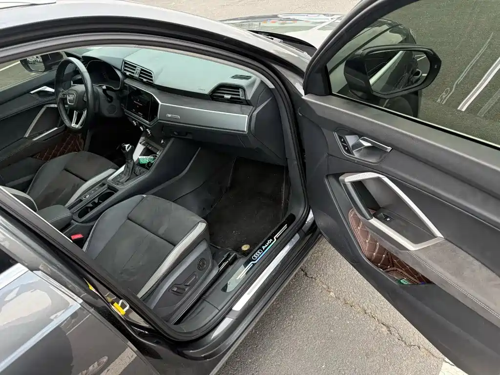 Audi Q3, фото 12
