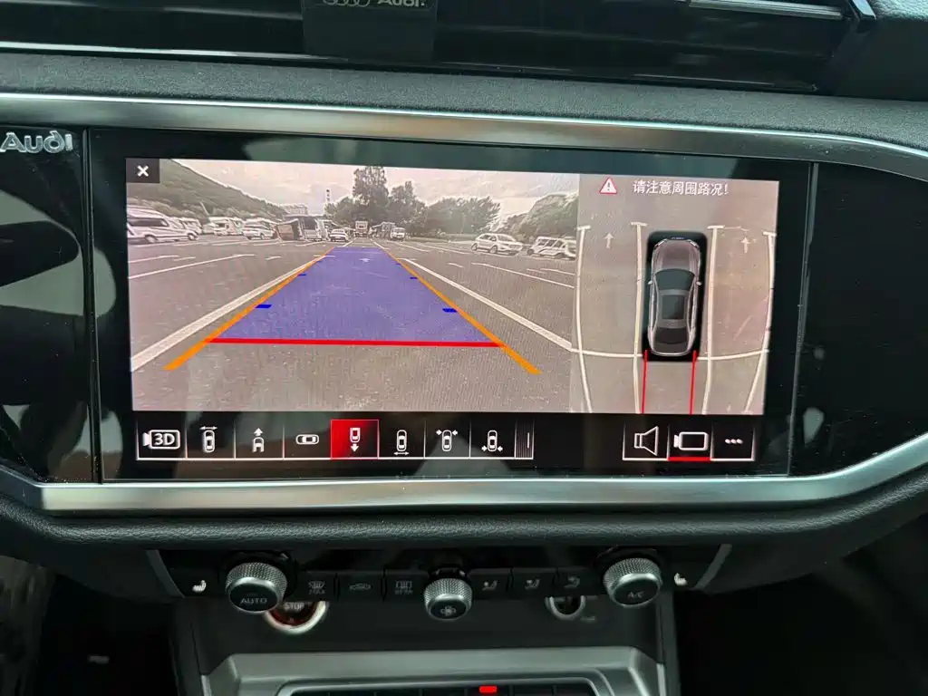 Audi Q3, фото 18